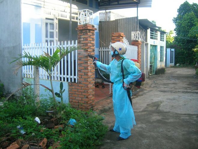 Phun thuốc diệt muỗi - Phương án tối ưu và đạt hiệu quả cao nhất (2)